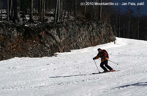 The first skier was experienced