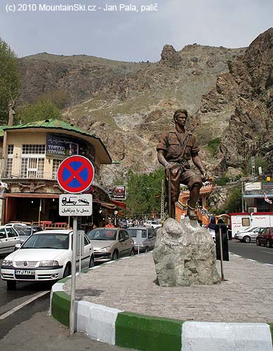 Statue of mountaineer Amir Shah Quadami at Sarband square