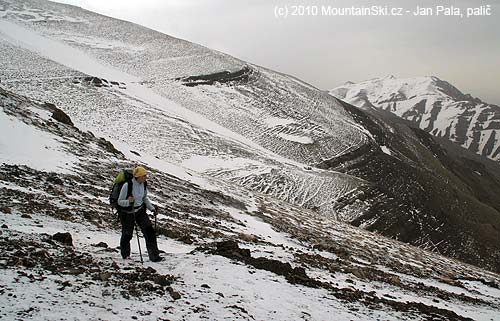 At the altitude approximately 3300 m during ascent to Tochal