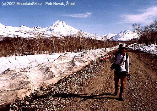 Walking from Viljuchinskij volcano – palič at Kamchatka in 2002