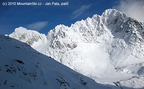 The lowest point is Baranie sedlo, Pyšný štít is on the right