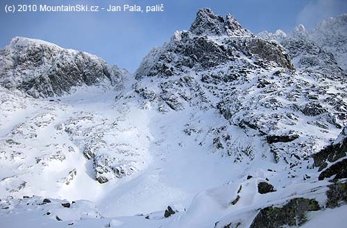 Baranie rohy and Baranie sedlo – our slope from yesterday's fogy downhill