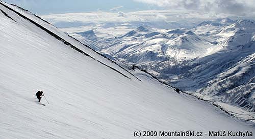 Lower part of skiing from Viljuchinskij