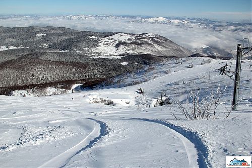 All needed for cool skiing – powder & sun