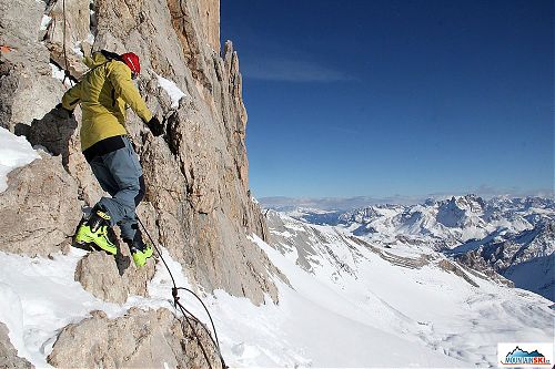 New shoes Dynafit TLT6 on via ferrata to Zehner Spitze