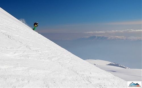 Skiing in Macedonia