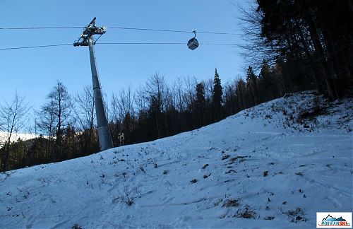 Picture taken at the place where we ended our ski trip – no scratches made on our skis