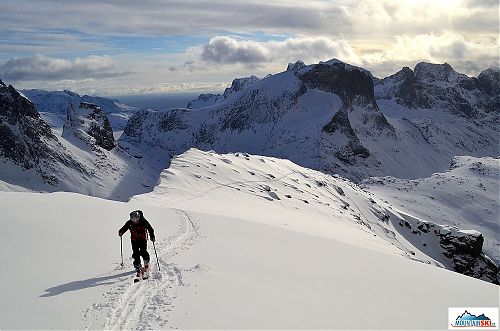 The last peak - Moltbaertinden