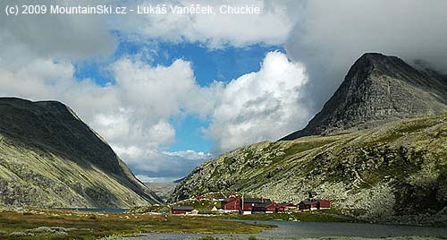 Summer view to Cabin Rondvassbu in 2008