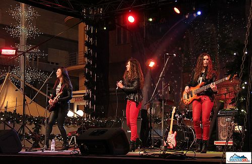 Advent u Zagrebu - ANGELS - All female melodic hard rock band