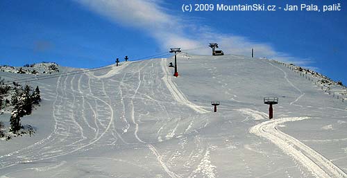 Ski slopes No. 17, 18, 8 and 20 from the summit of Krvavec