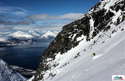 Zjazd z Russetind - highly recommended