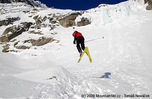 Beginning of rotation below waterfall Skok