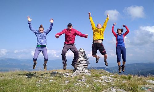 Radost až na kost - na vyhlídkovém vrcholu nad Mavrovem