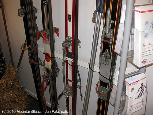 Historical equipment for skialpinism at DSV