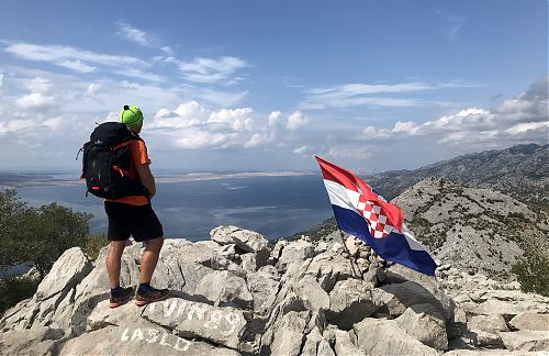 Na vrcholu Mali Vitrenik nad Starim Gradem