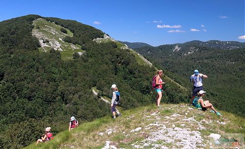 Odpočinek na vrcholu Vidalj