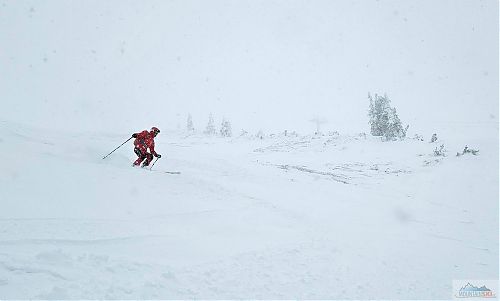 Zářijový freeride na černé sjezdovce, co víc si přát...