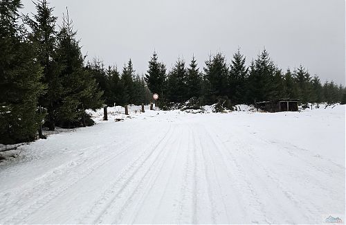 Nad biatlnovou střelnicí, kde auta nebyla